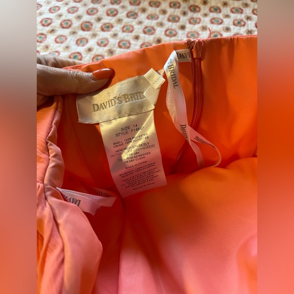 David’s Bridal Coral Orange Pink Strapless Bridesmaid Dress Chiffon size 14 - Picture 4 of 8